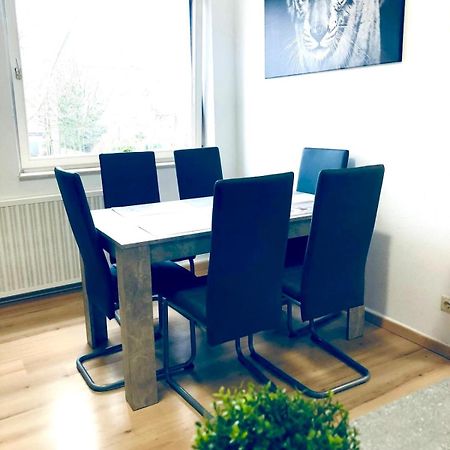 Wohnung Mit Neuem Bad Und Kueche Gelsenkirchen Extérieur photo