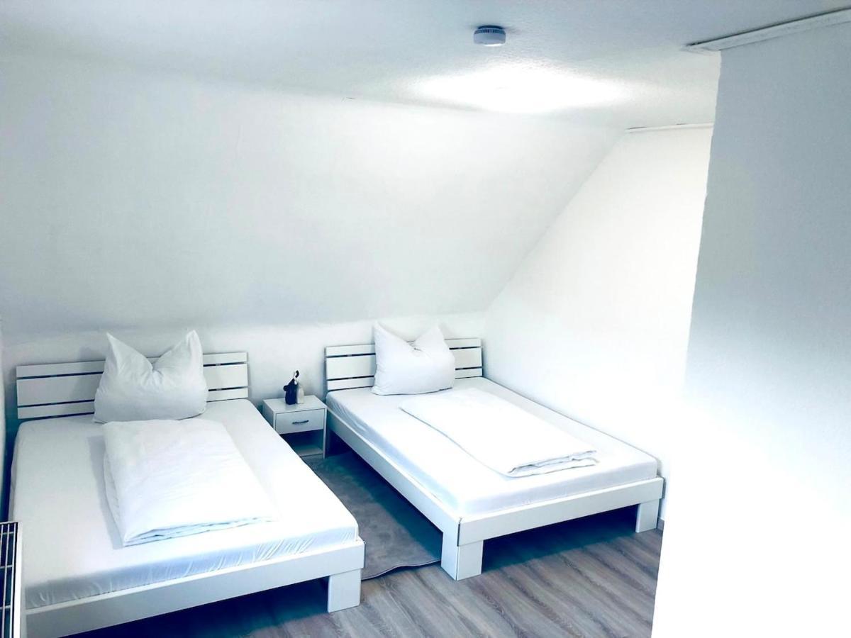 Wohnung Mit Neuem Bad Und Kueche Gelsenkirchen Extérieur photo